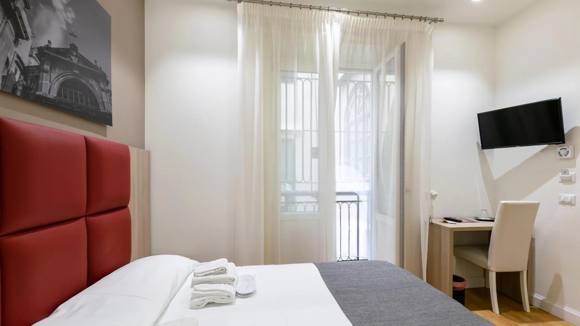 باليرمو Belmonte102 Esclusive Suites 3*,  إيطاليا