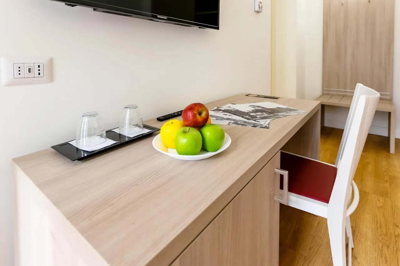 باليرمو Belmonte102 Esclusive Suites 3*,